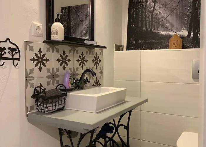 Haus Finchen - Alte Naeherei *